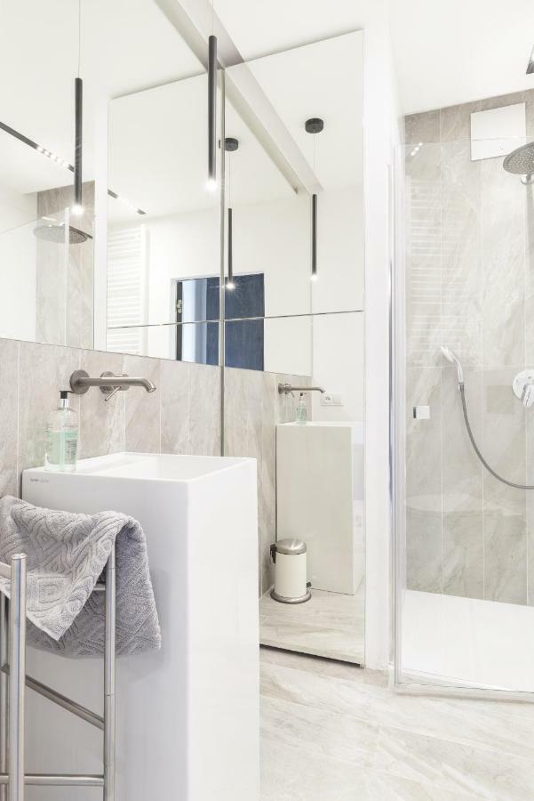 Perfectely Located Stay With Free Parking Poznań Extérieur photo